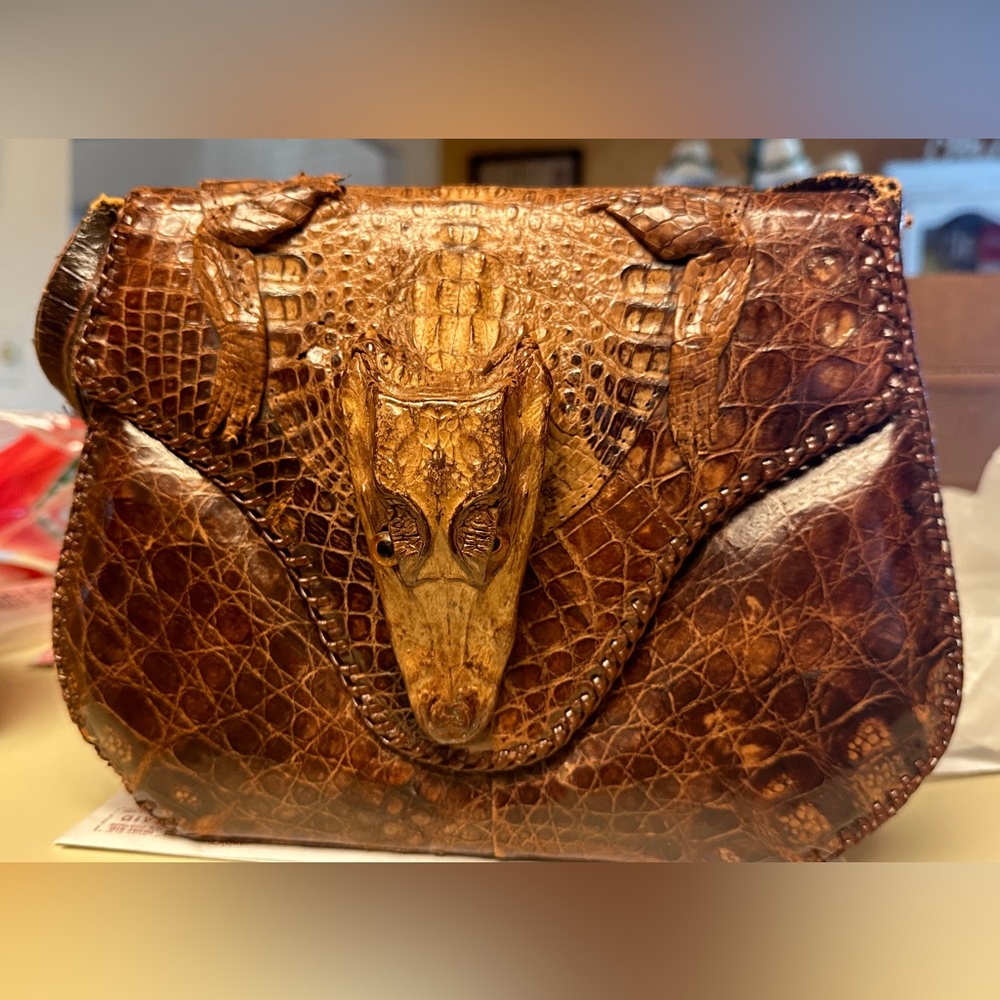 Rare Alligator purse authentic alligator from Cuba